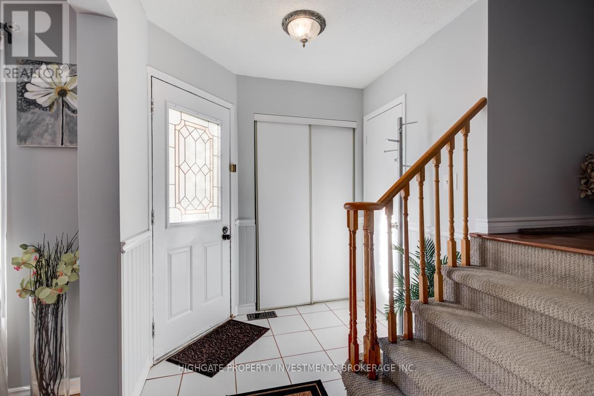 913 Dyer Court, Oshawa, Ontario  L1K 1V9 - Photo 3 - E12807612