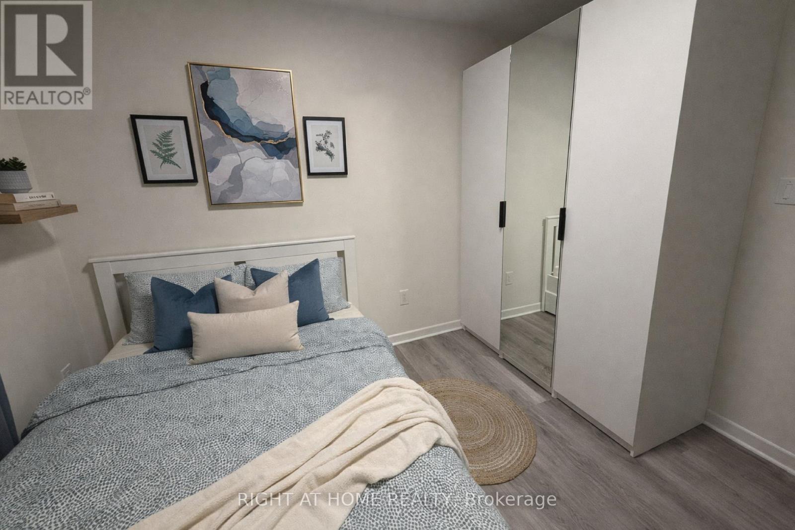 2 - 1258 Broadview Avenue, Toronto, Ontario  M4K 2T4 - Photo 5 - E12756126