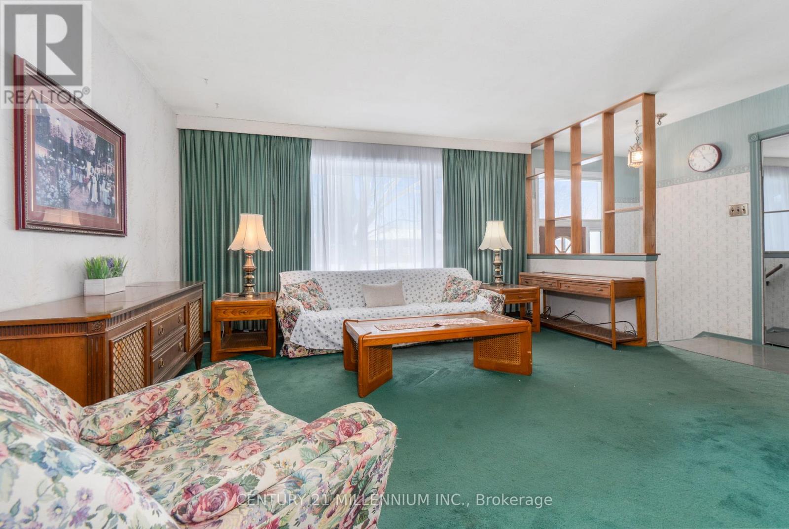 5 Alderbury Crescent, Brampton, Ontario  L6T 1P5 - Photo 2 - W12806822