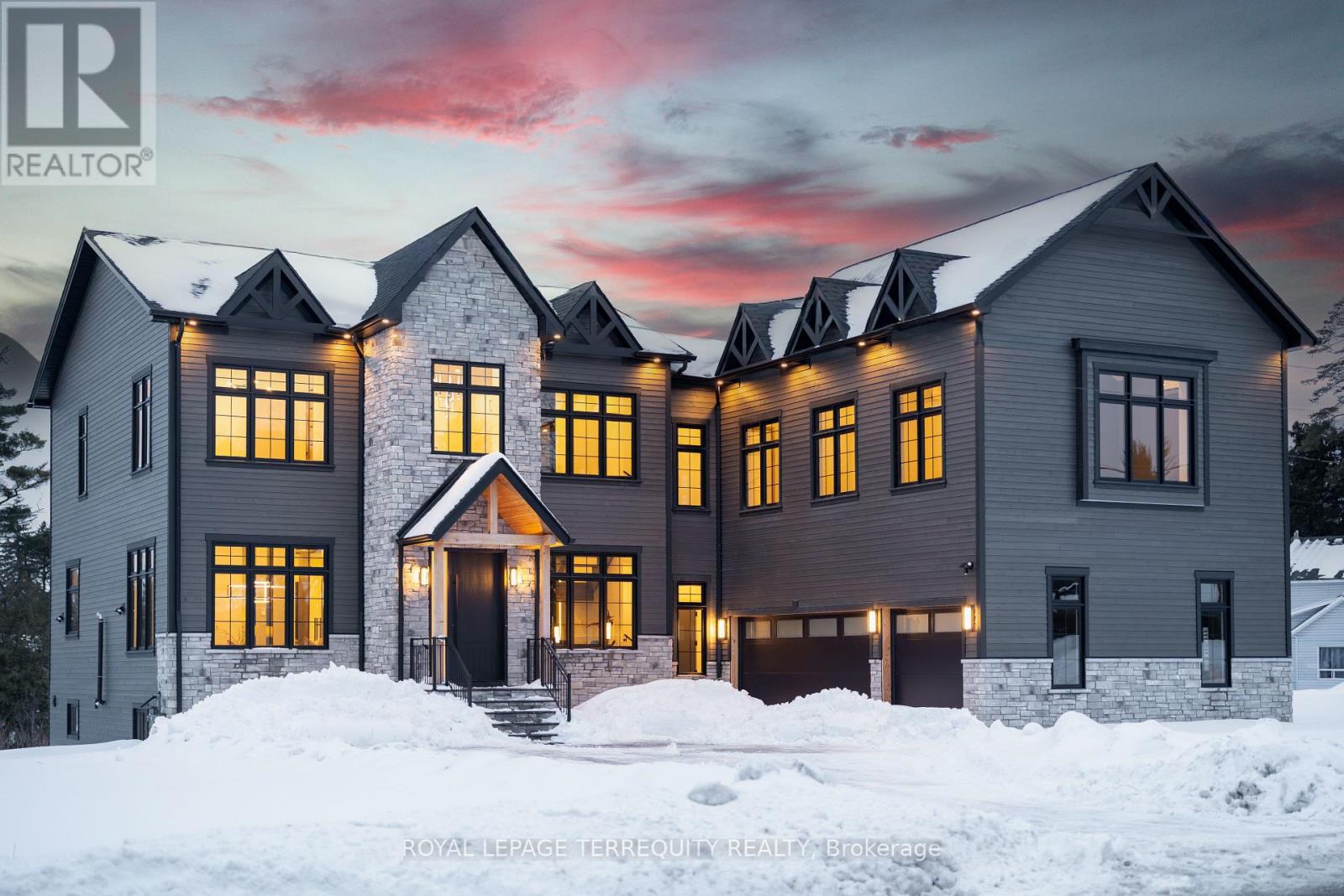 17 CONNOR DRIVE, Whitchurch-Stouffville, Ontario