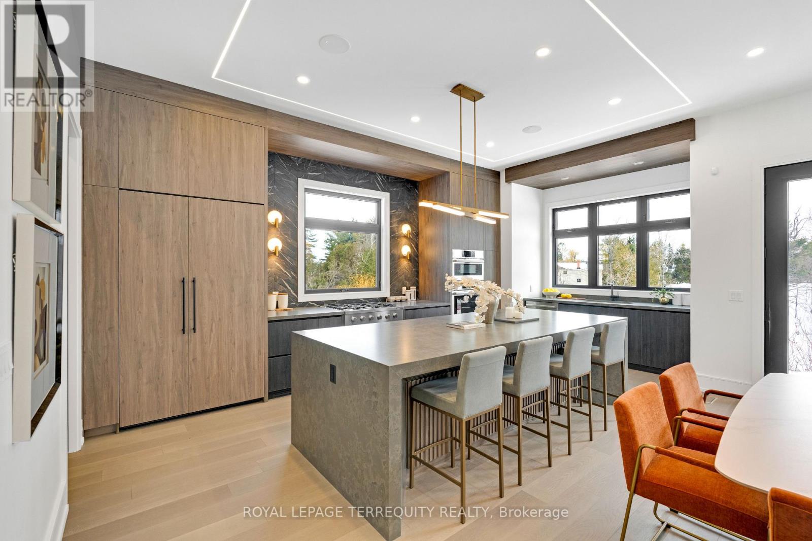 17 Connor Drive, Whitchurch-Stouffville, Ontario  L4A 2Z1 - Photo 6 - N12807604