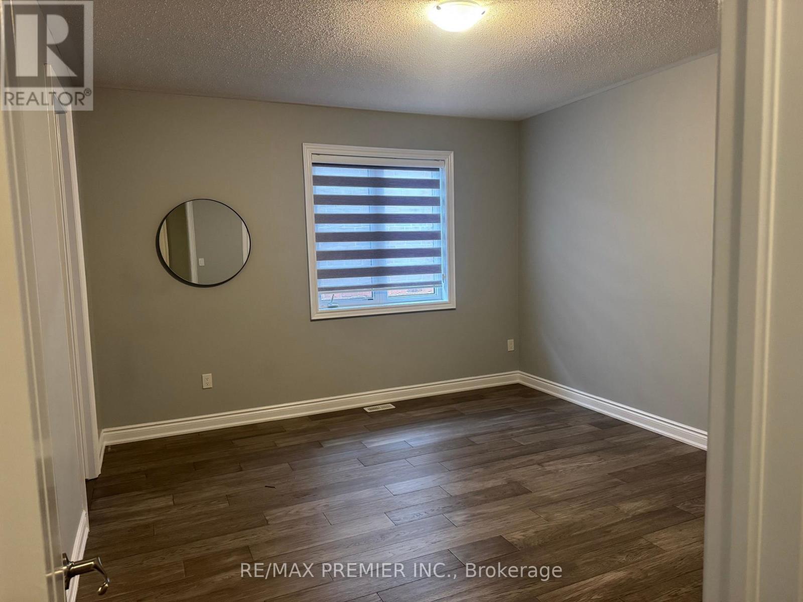 Upper - 185 Faust Ridge, Vaughan, Ontario  L4H 4S8 - Photo 8 - N12807606