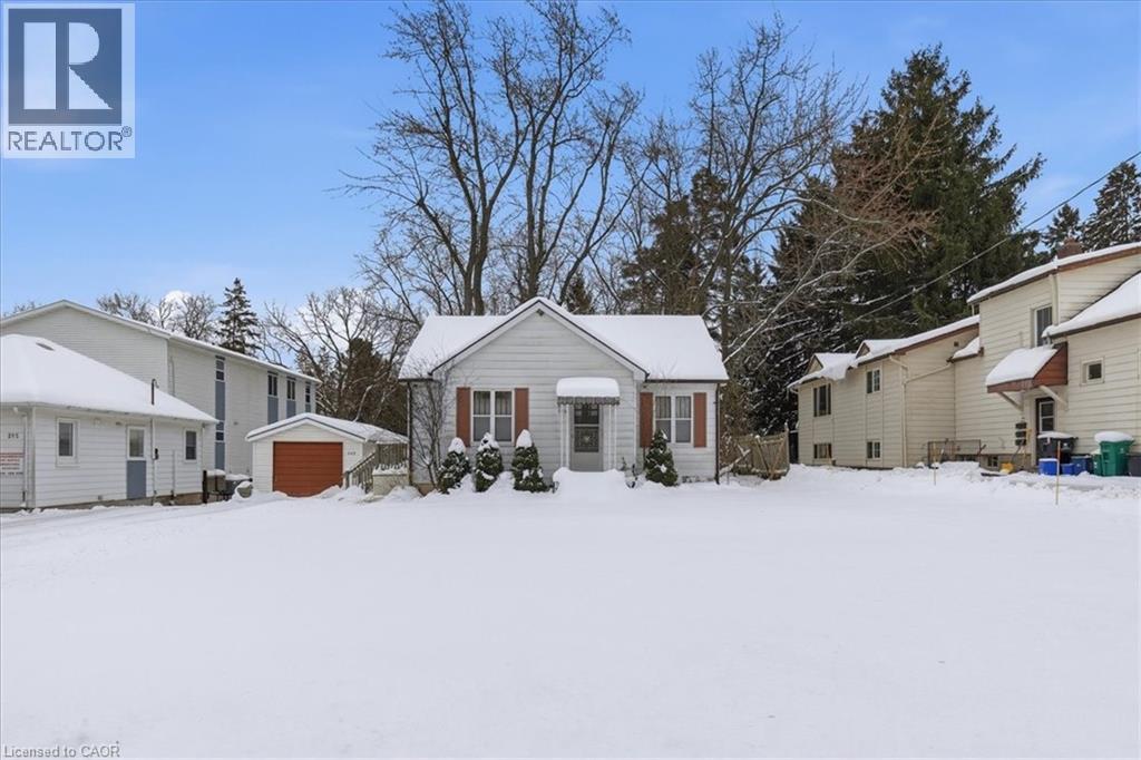 389 Erb Street W, Waterloo, Ontario  N2L 1W7 - Photo 1 - 40791188