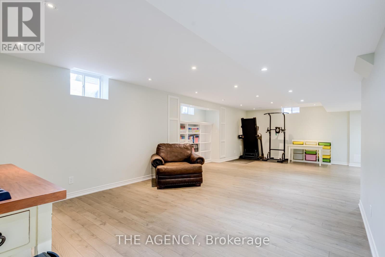 3109 Larry Crescent, Oakville, Ontario  L6M 0S8 - Photo 34 - W12807568