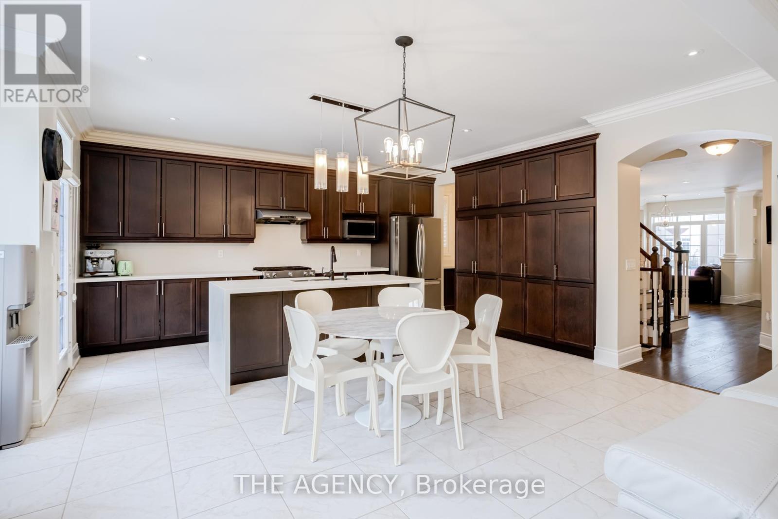 3109 Larry Crescent, Oakville, Ontario  L6M 0S8 - Photo 8 - W12807568