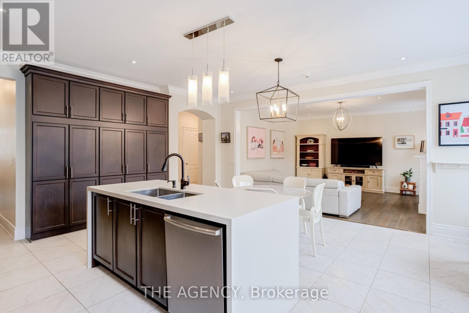 3109 Larry Crescent, Oakville, Ontario  L6M 0S8 - Photo 9 - W12807568