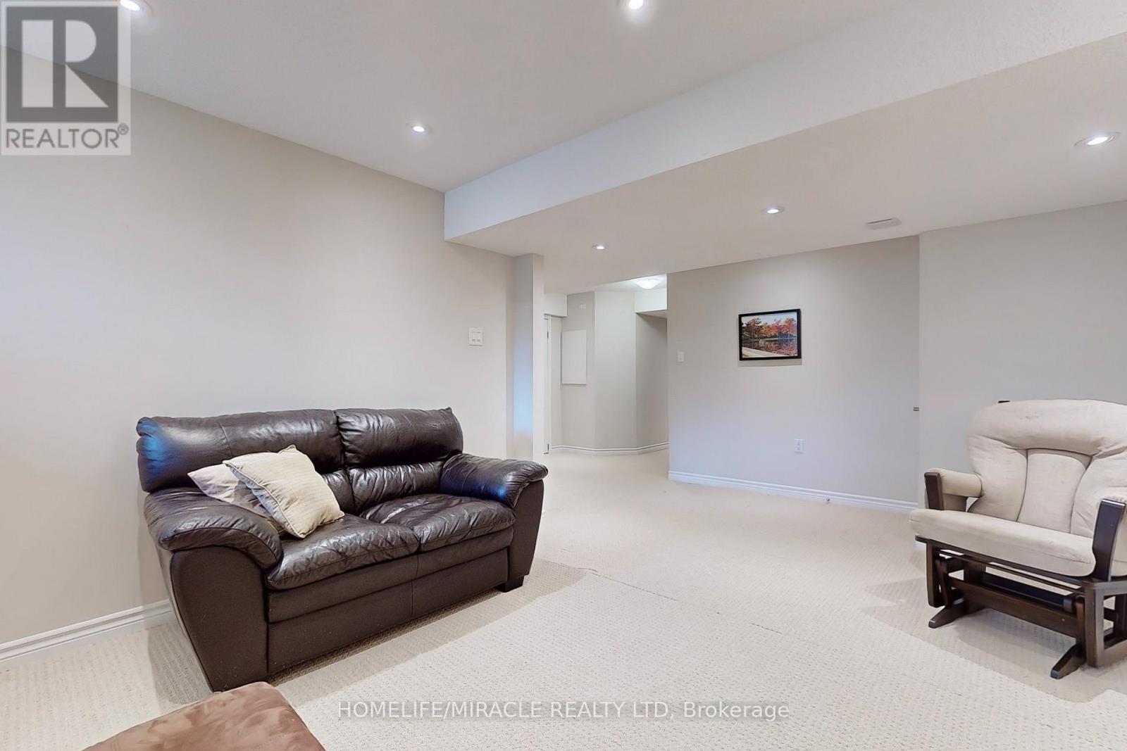 1042 Tock Close, Milton, Ontario  L9T 8G8 - Photo 34 - W12807632