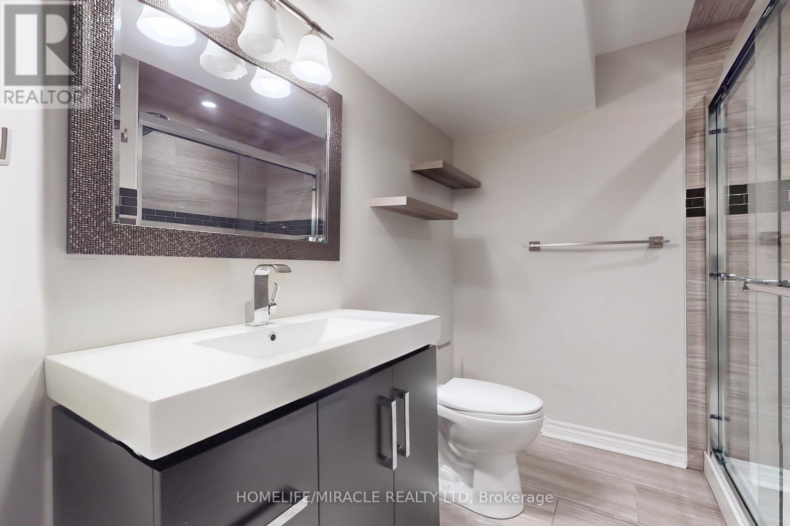 1042 Tock Close, Milton, Ontario  L9T 8G8 - Photo 38 - W12807632