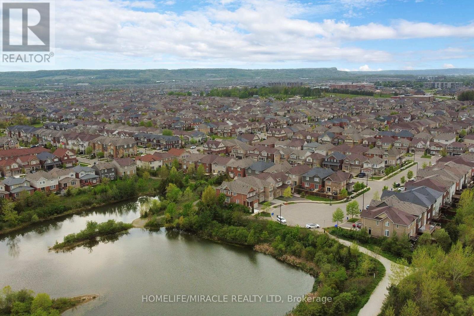 1042 Tock Close, Milton, Ontario  L9T 8G8 - Photo 48 - W12807632