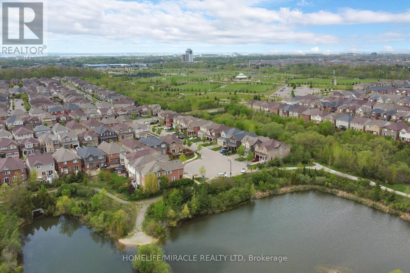 1042 Tock Close, Milton, Ontario  L9T 8G8 - Photo 50 - W12807632