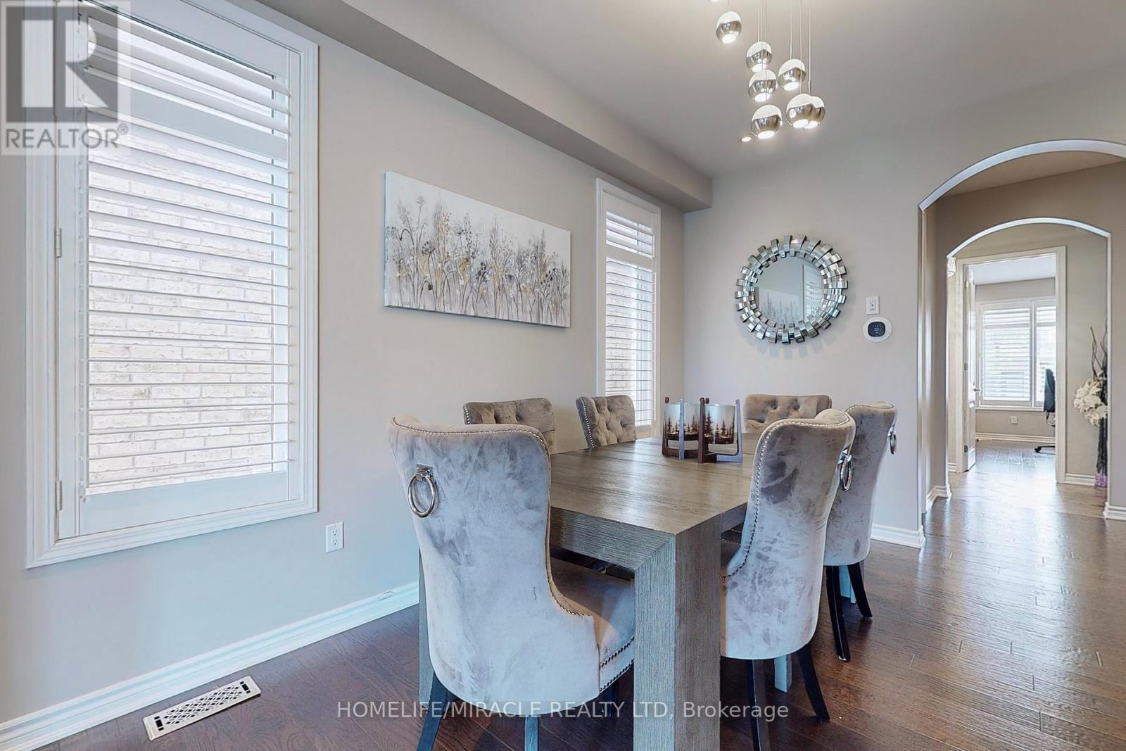 1042 Tock Close, Milton, Ontario  L9T 8G8 - Photo 7 - W12807632