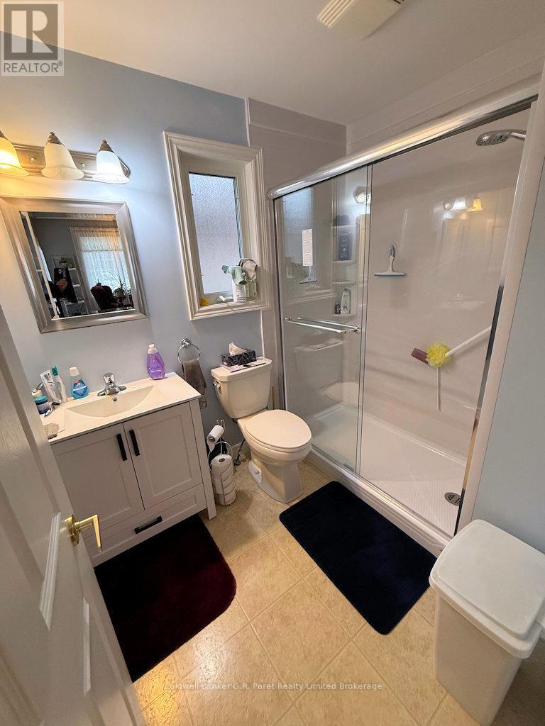 224 Baldwin Street, Tillsonburg, Ontario N4G 5W3 - Photo 11 - X12807804