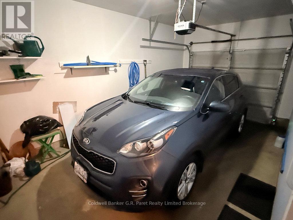 224 Baldwin Street, Tillsonburg, Ontario N4G 5W3 - Photo 14 - X12807804