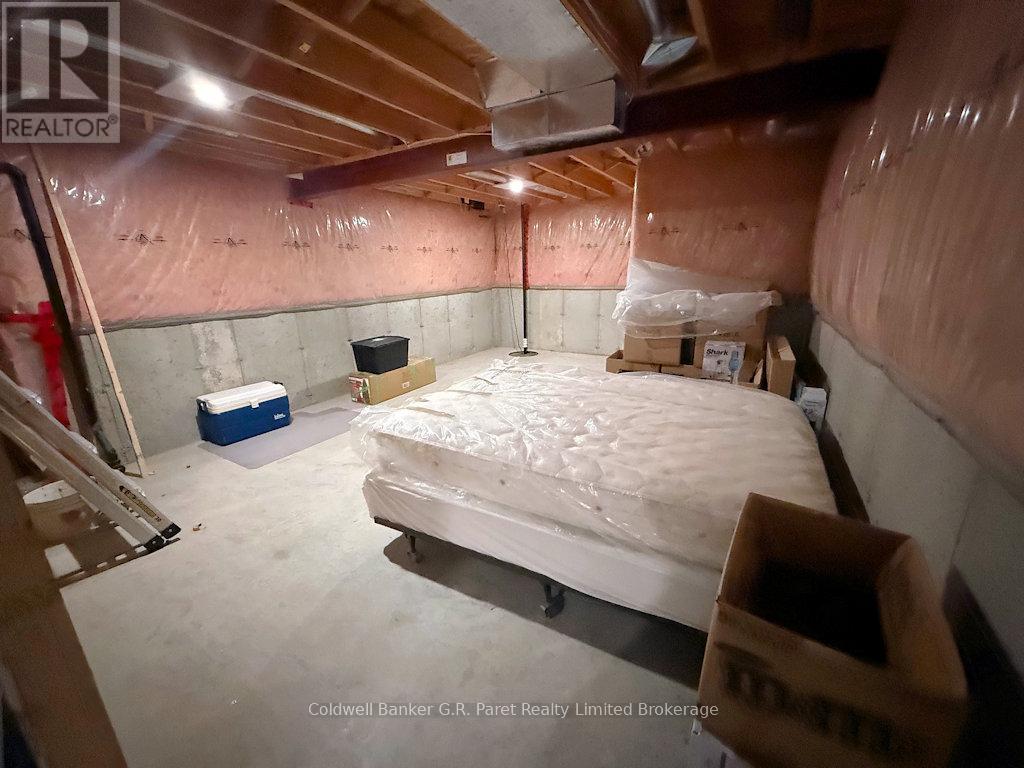 224 Baldwin Street, Tillsonburg, Ontario N4G 5W3 - Photo 22 - X12807804