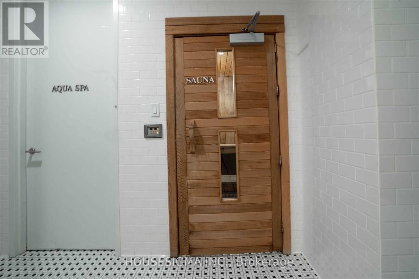 1117 - 20 Blue Jays Way, Toronto, Ontario  M5V 3W6 - Photo 17 - C12668090