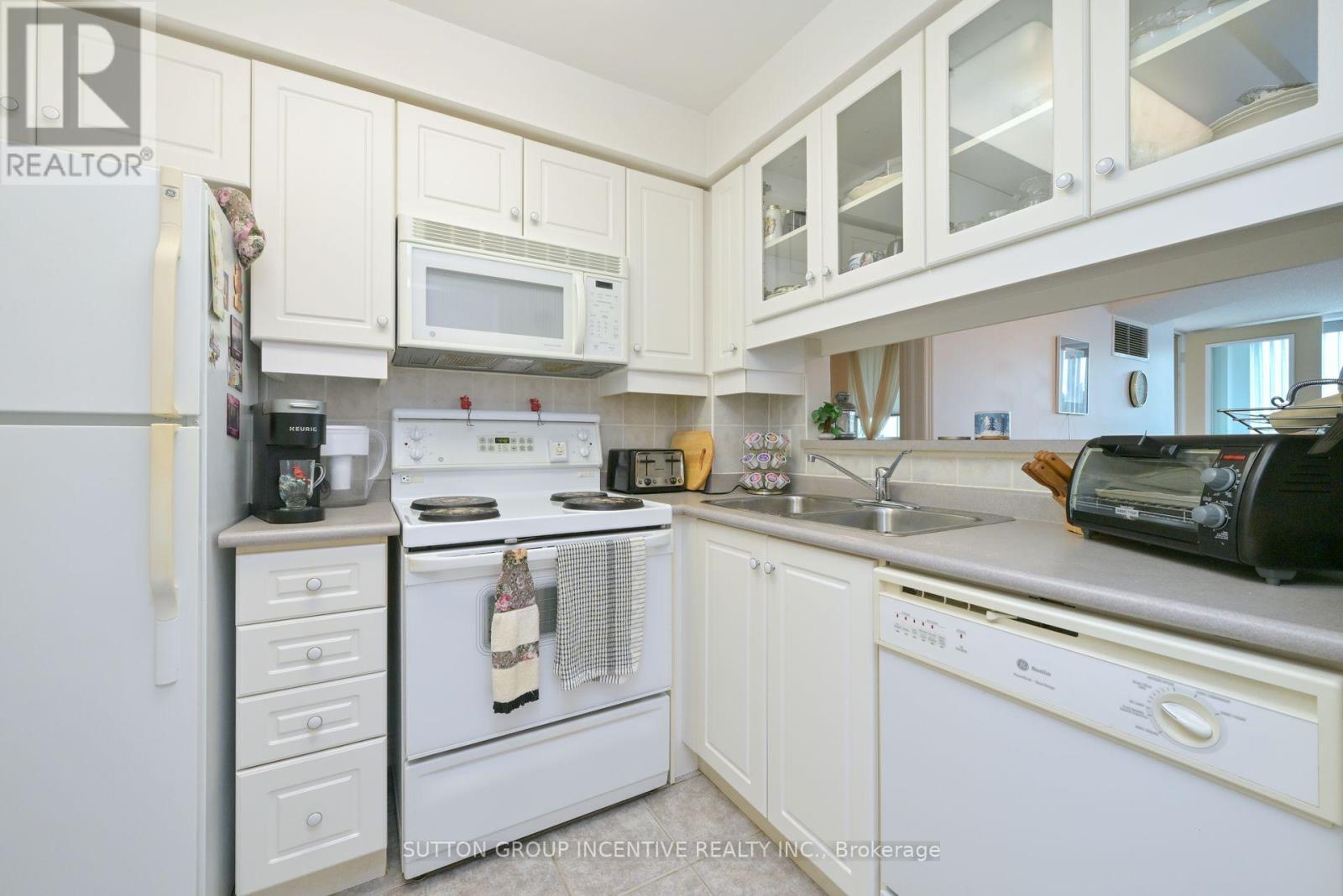 311 - 4 Briar Hill Heights, New Tecumseth, Ontario  L9R 1Z7 - Photo 12 - N12430973