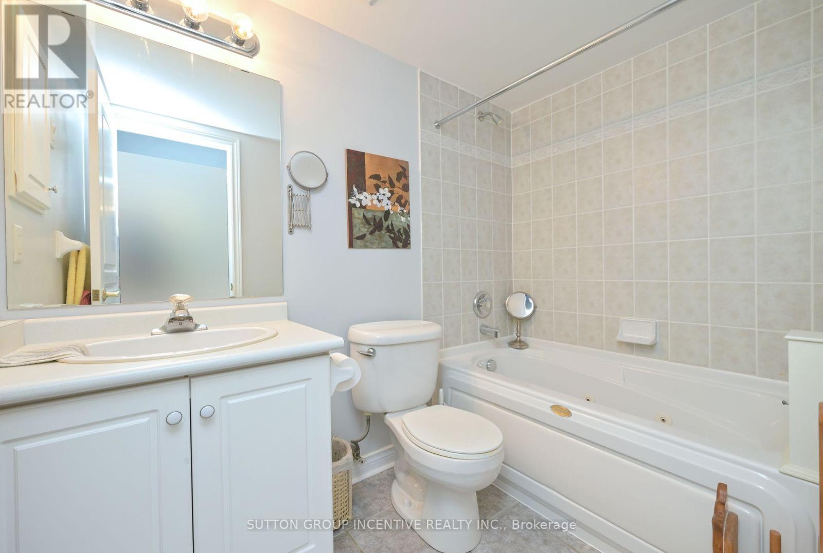 311 - 4 Briar Hill Heights, New Tecumseth, Ontario  L9R 1Z7 - Photo 19 - N12430973