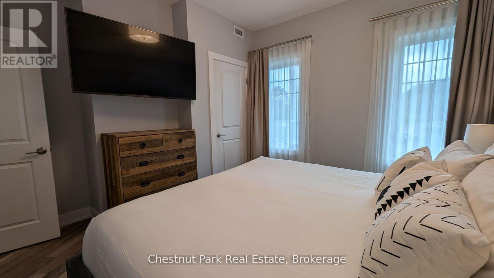 316 - 25 Pen Lake Point Road, Huntsville (Chaffey), Ontario  P1H 1A9 - Photo 15 - X12807764