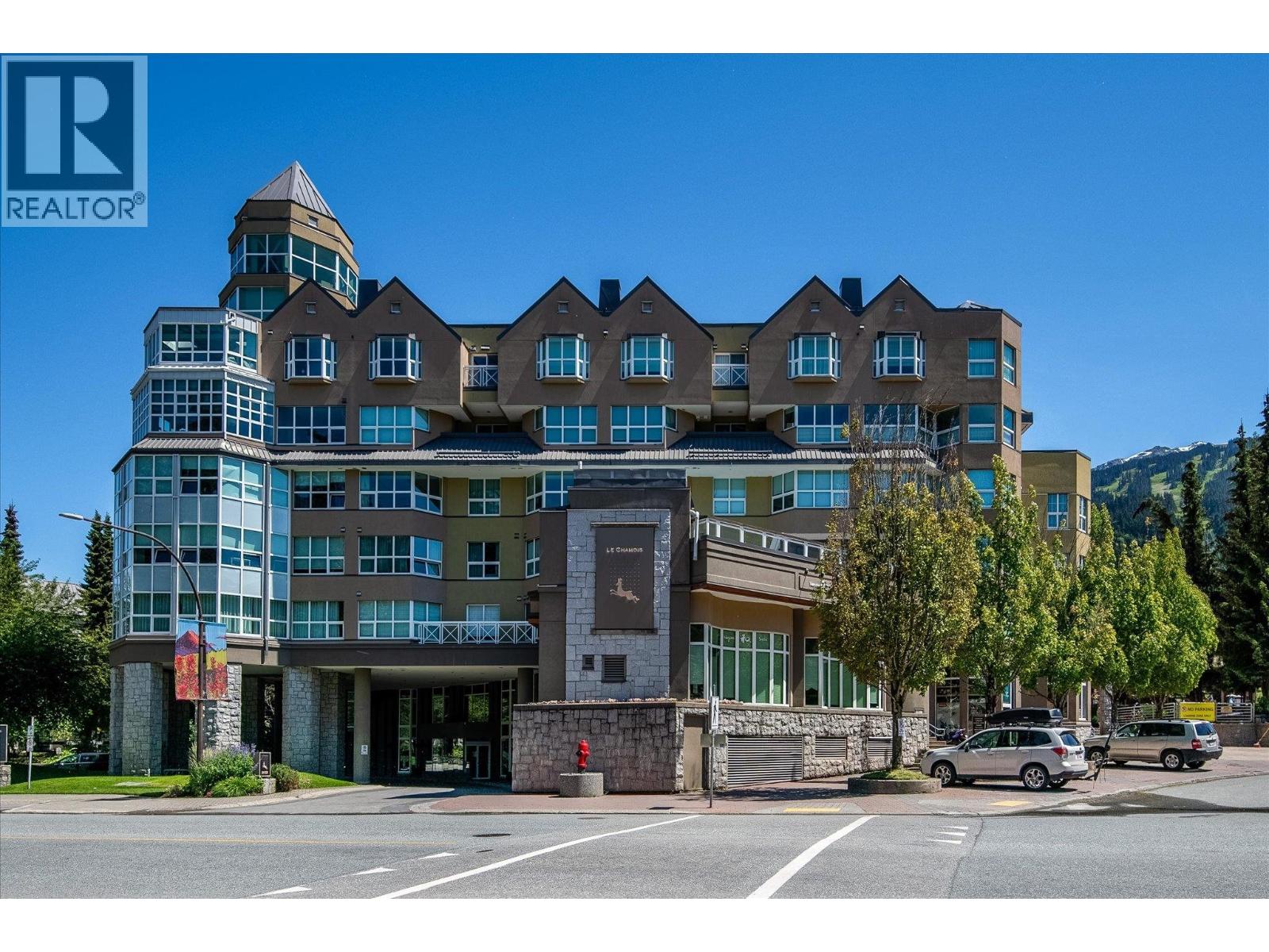 415 4557 Blackcomb Way, Whistler, British Columbia  V8E 0Y2 - Photo 2 - R3079496