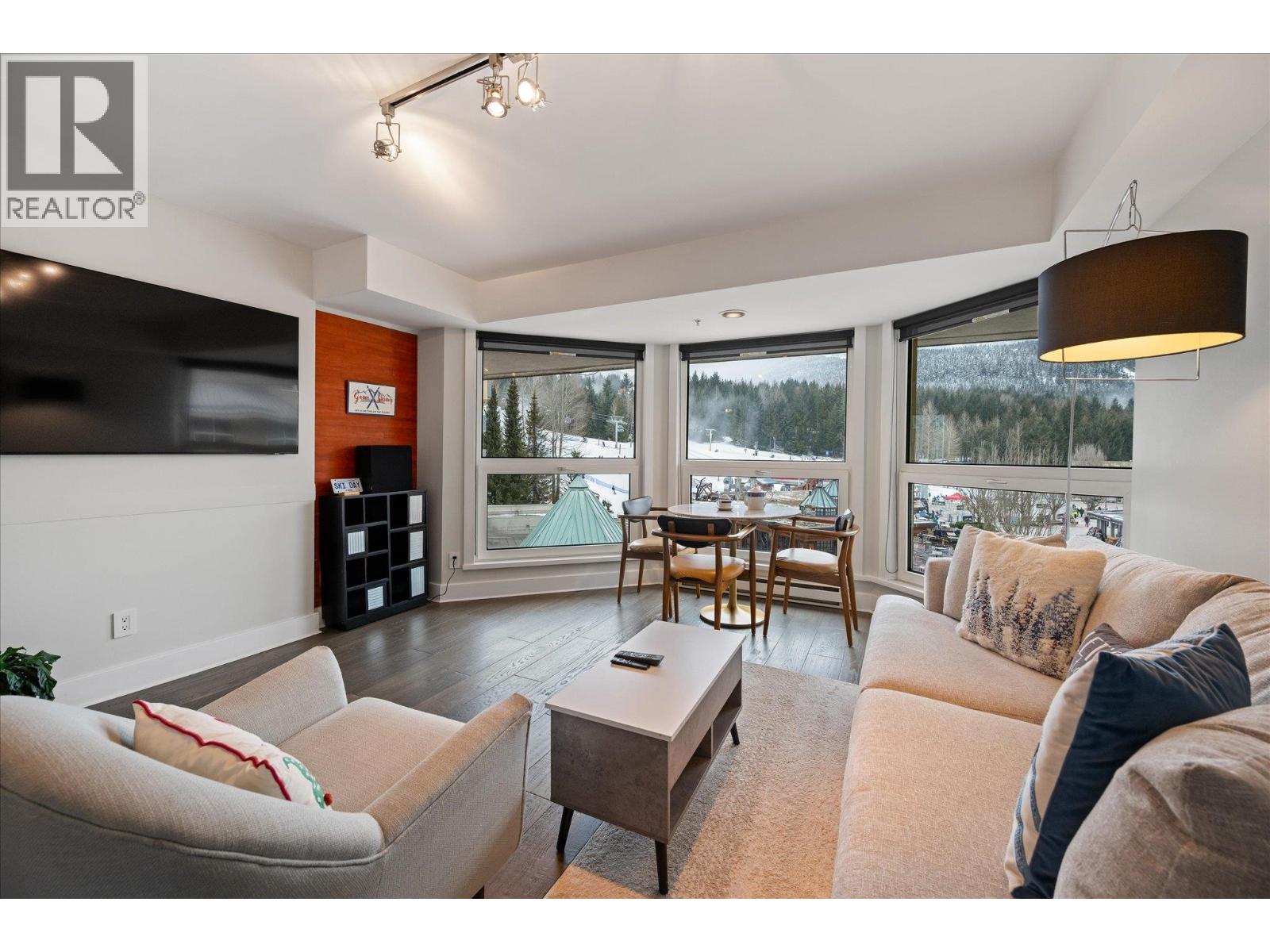 415 4557 Blackcomb Way, Whistler, British Columbia  V8E 0Y2 - Photo 4 - R3079496