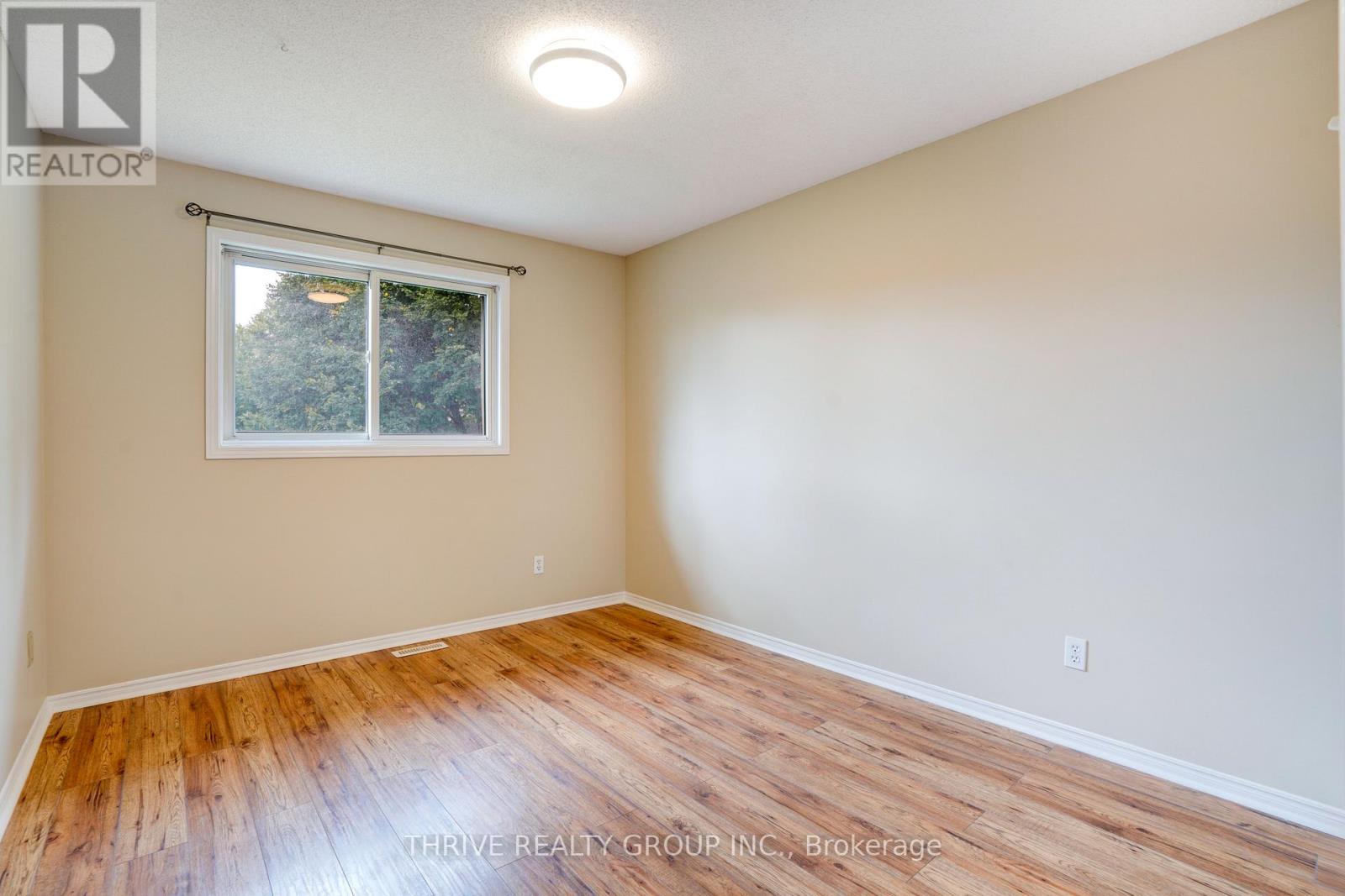 897 Thistledown Way, London North, Ontario N6G 4Z7 - Photo 10 - X12807746