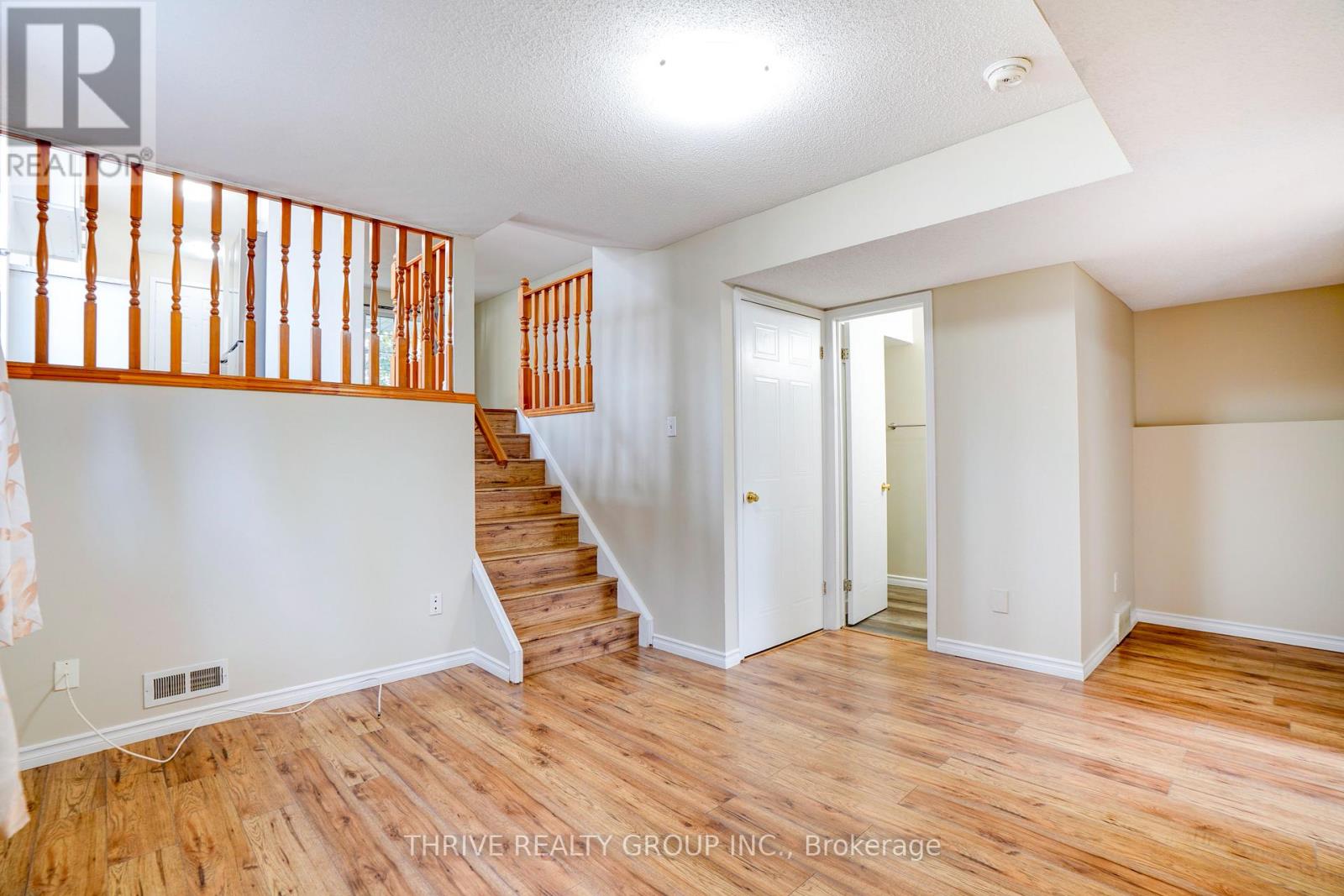 897 Thistledown Way, London North, Ontario N6G 4Z7 - Photo 16 - X12807746