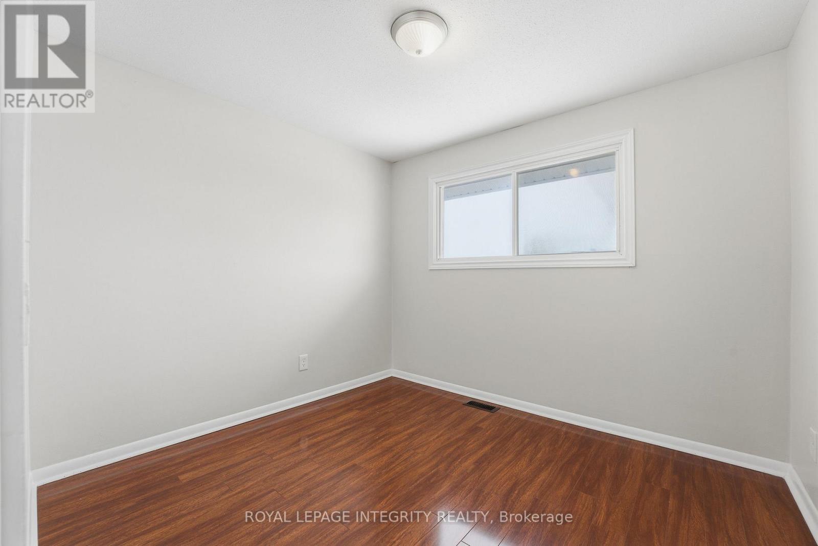 1281 Meadowlands Drive E, Ottawa, Ontario  K2E 6K4 - Photo 25 - X12807726