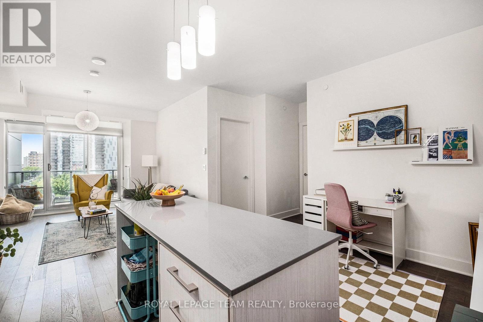 714 - 255 Bay Street, Ottawa, Ontario  K1R 0C5 - Photo 8 - X12807816