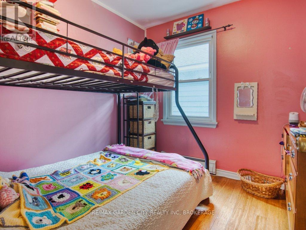 28 Charles Avenue, St. Catharines, Ontario  L2M 5S9 - Photo 17 - X12807660