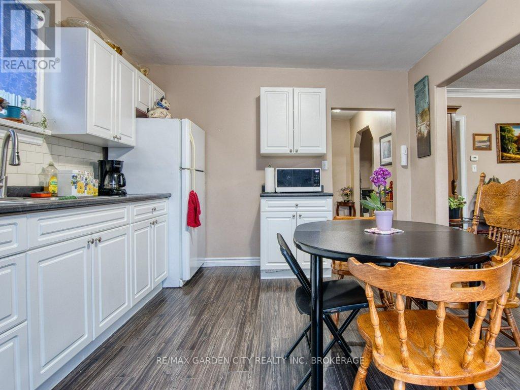 28 Charles Avenue, St. Catharines, Ontario  L2M 5S9 - Photo 28 - X12807660