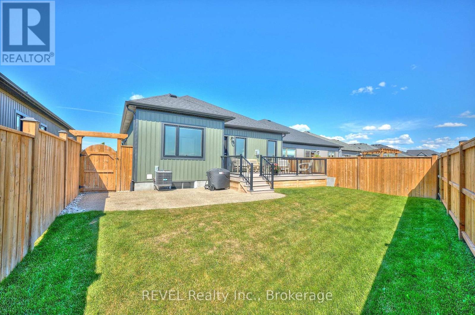 99 Homestead Drive, Niagara-On-The-Lake, Ontario  L0S 1J0 - Photo 46 - X12807730