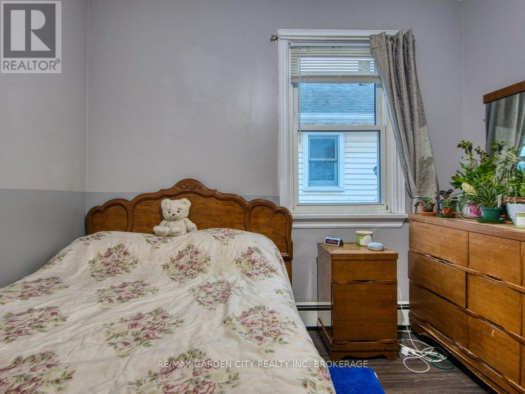 28 Charles Avenue, St. Catharines, Ontario  L2M 5S9 - Photo 38 - X12807734