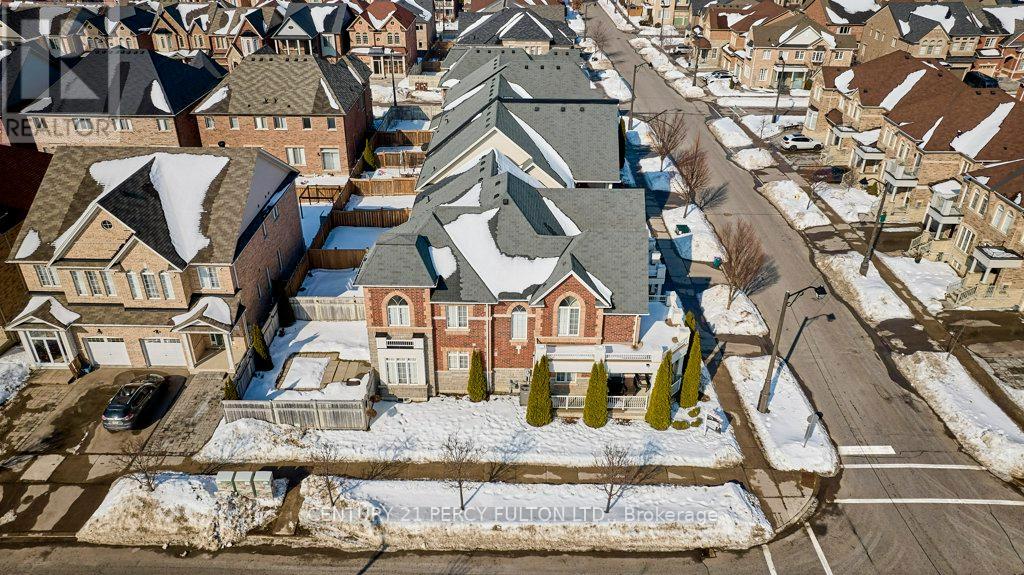 78 Brock Avenue, Markham, Ontario  L6C 0S9 - Photo 4 - N12800268