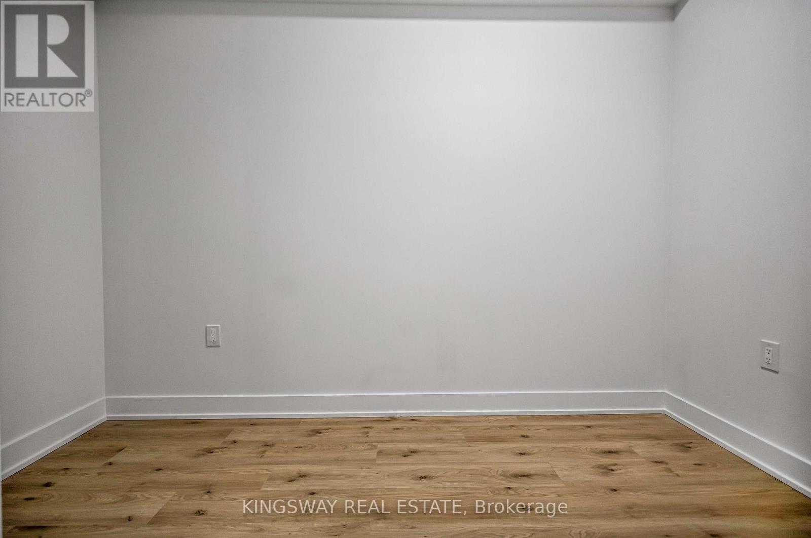804 - 2088 James Street, Burlington, Ontario  L7R 0H2 - Photo 14 - W12781758