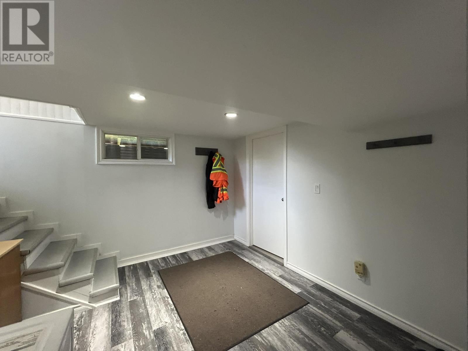 208-210 Mackenzie Ave, Atikokan, Ontario  P0T 1C0 - Photo 34 - TB2600268