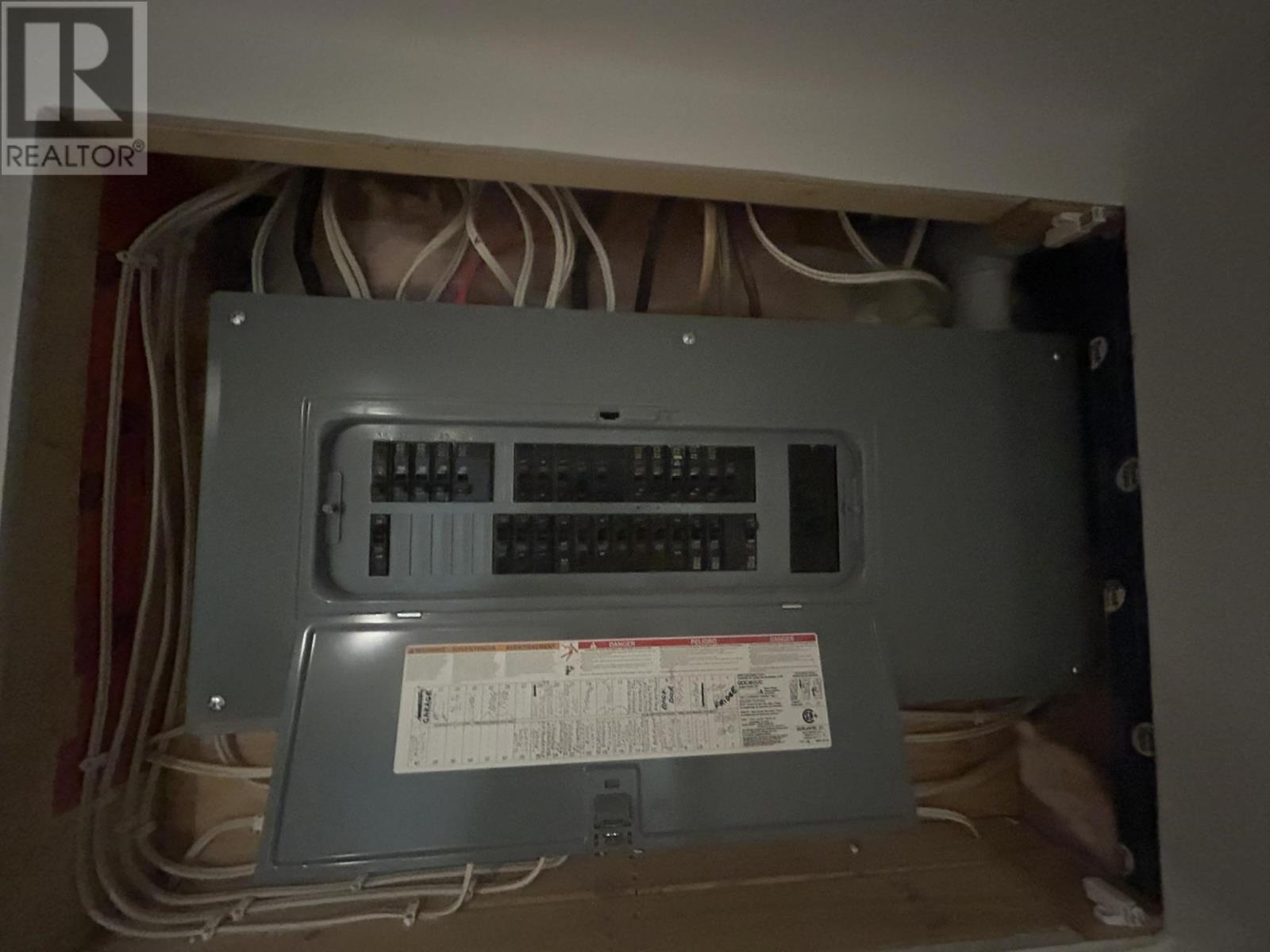 208-210 Mackenzie Ave, Atikokan, Ontario  P0T 1C0 - Photo 37 - TB2600268