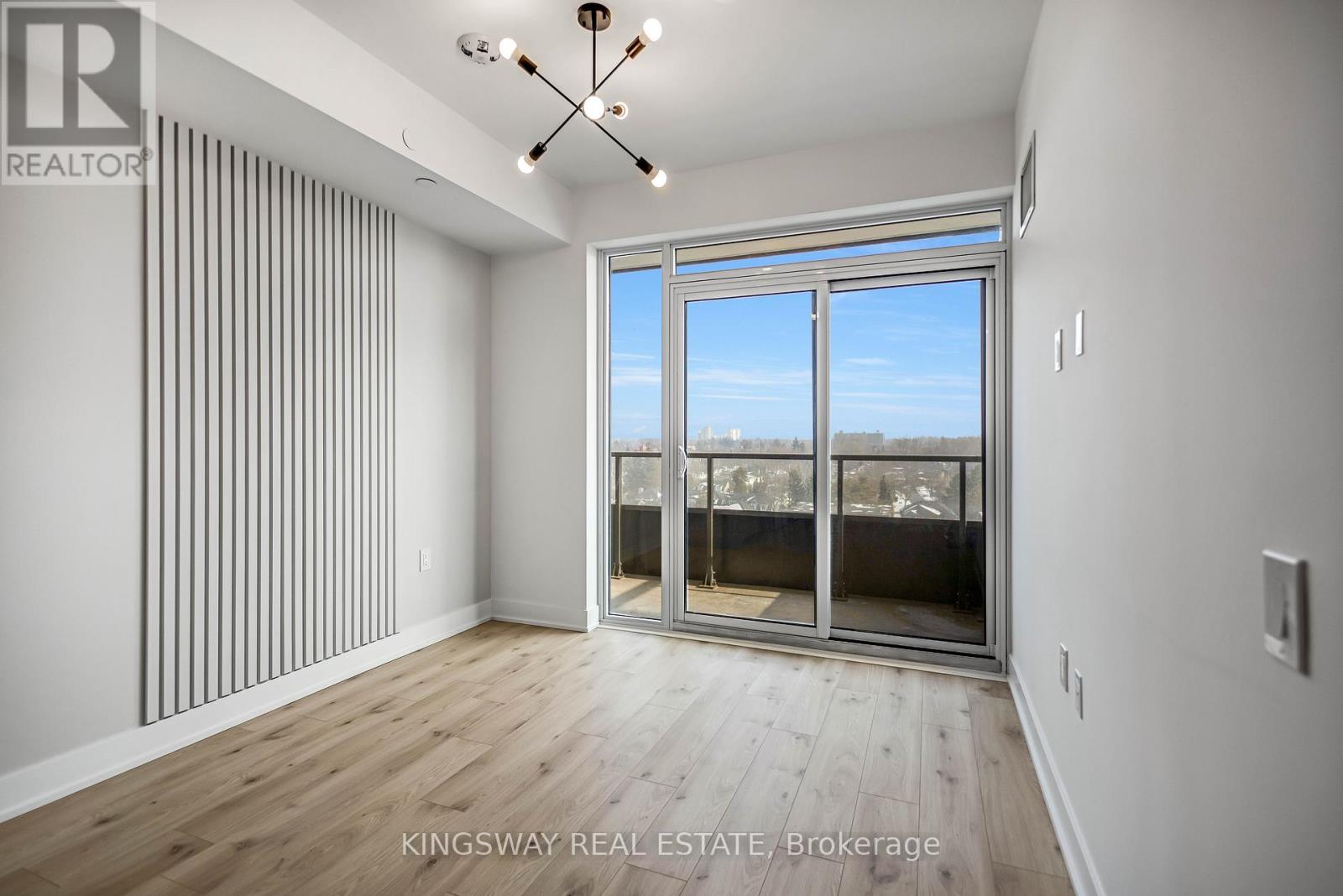 804 - 2088 James Street, Burlington, Ontario  L7R 0H2 - Photo 7 - W12781758