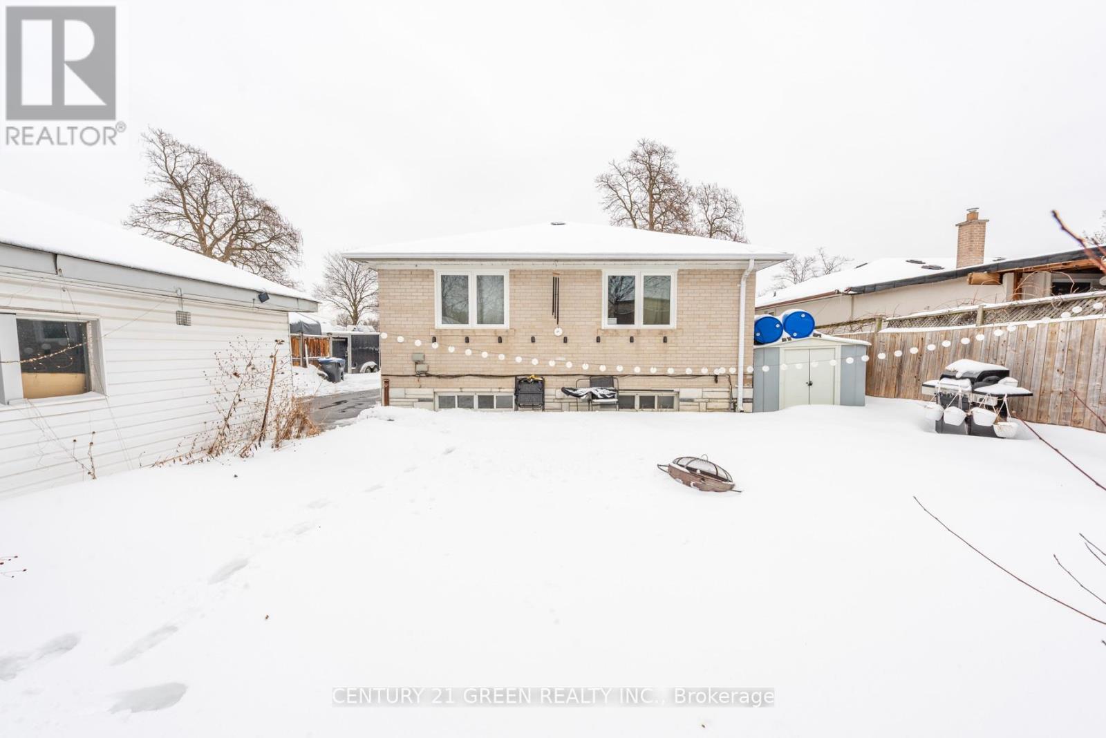 9 Ridgetop Avenue, Brampton, Ontario  L6X 1Z6 - Photo 3 - W12792782