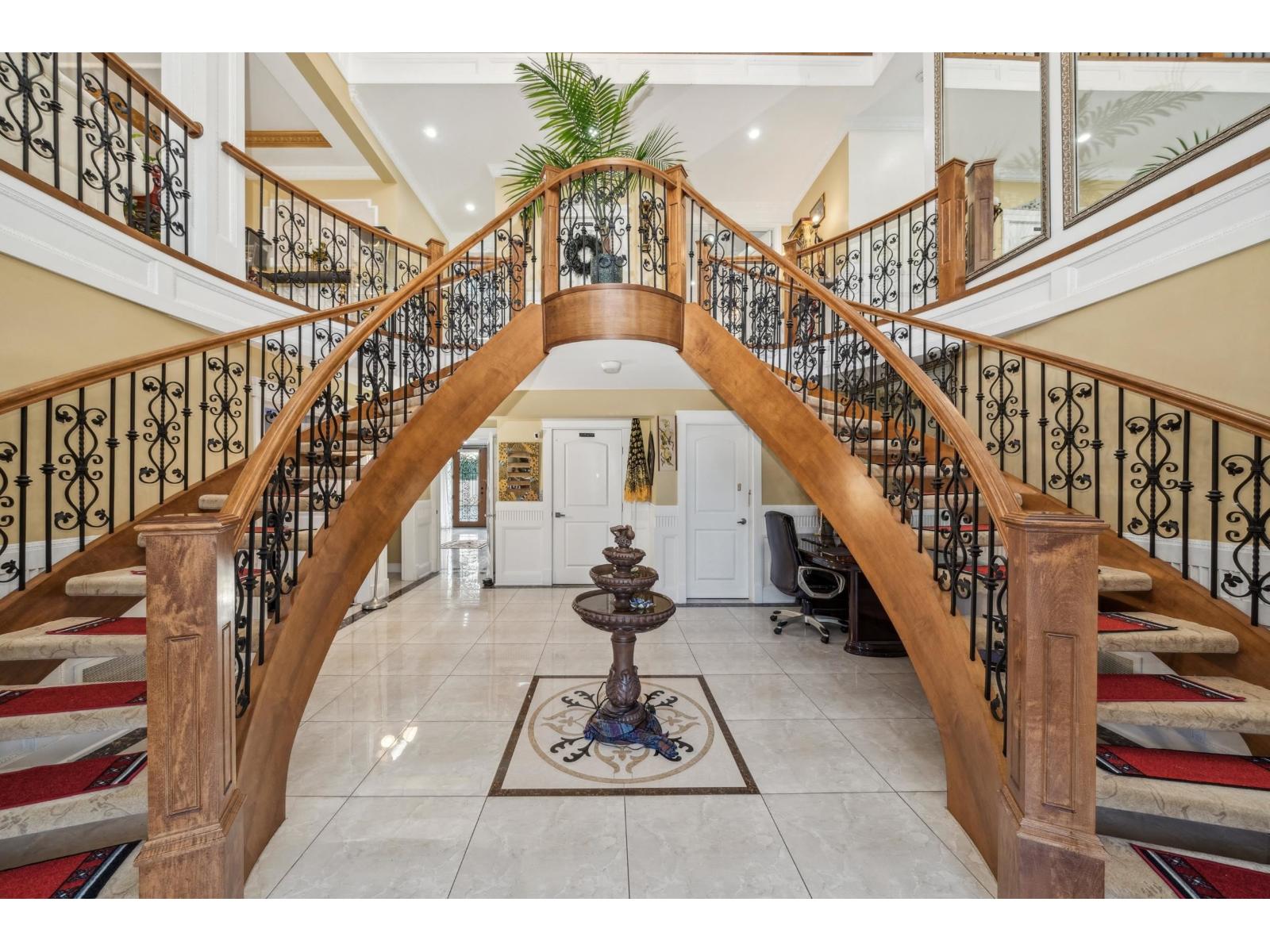 12788 Ross Place, Surrey, British Columbia  V3V 6E1 - Photo 3 - C8076298