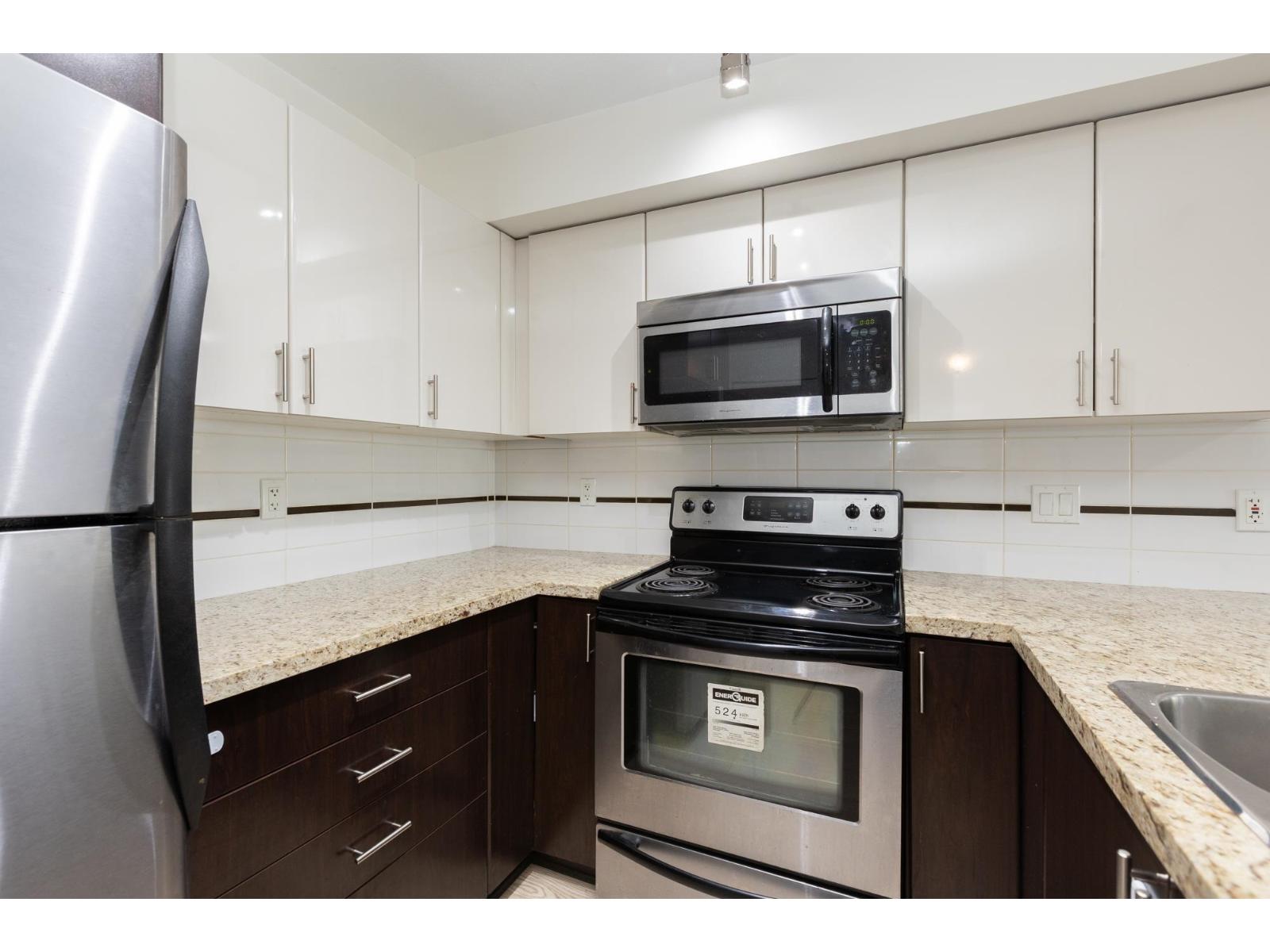 202 14960 102a Avenue, Surrey, British Columbia  V3R 6A3 - Photo 10 - R3091533