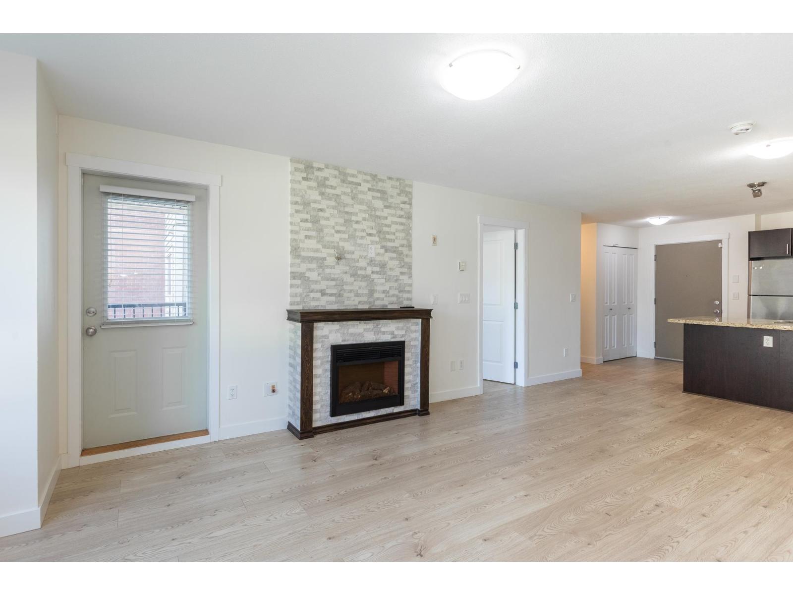 202 14960 102a Avenue, Surrey, British Columbia  V3R 6A3 - Photo 17 - R3091533