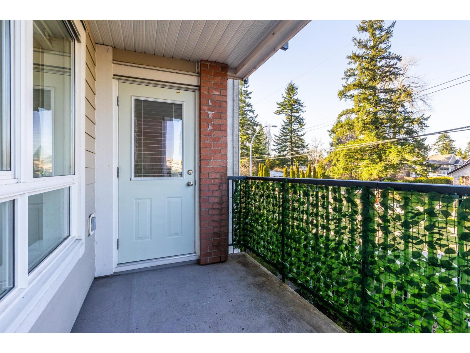 202 14960 102a Avenue, Surrey, British Columbia  V3R 6A3 - Photo 32 - R3091533