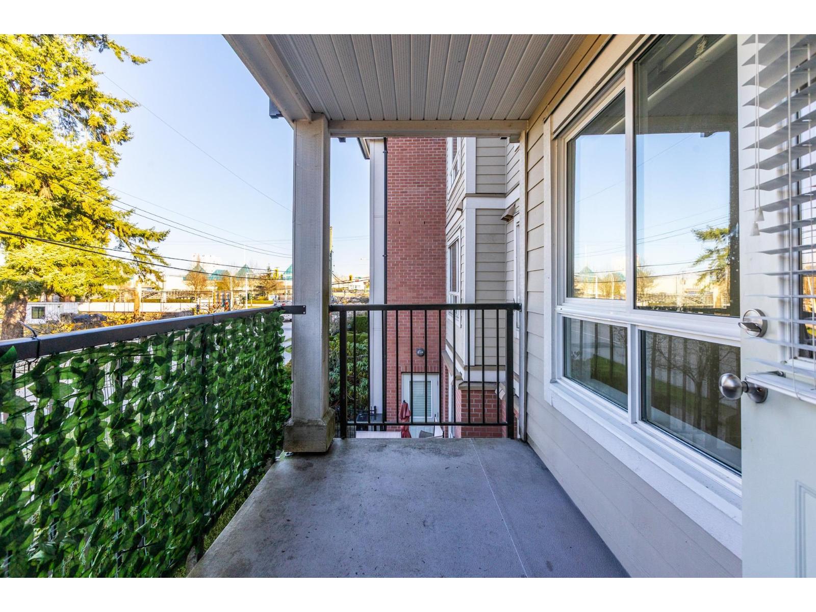 202 14960 102a Avenue, Surrey, British Columbia  V3R 6A3 - Photo 33 - R3091533