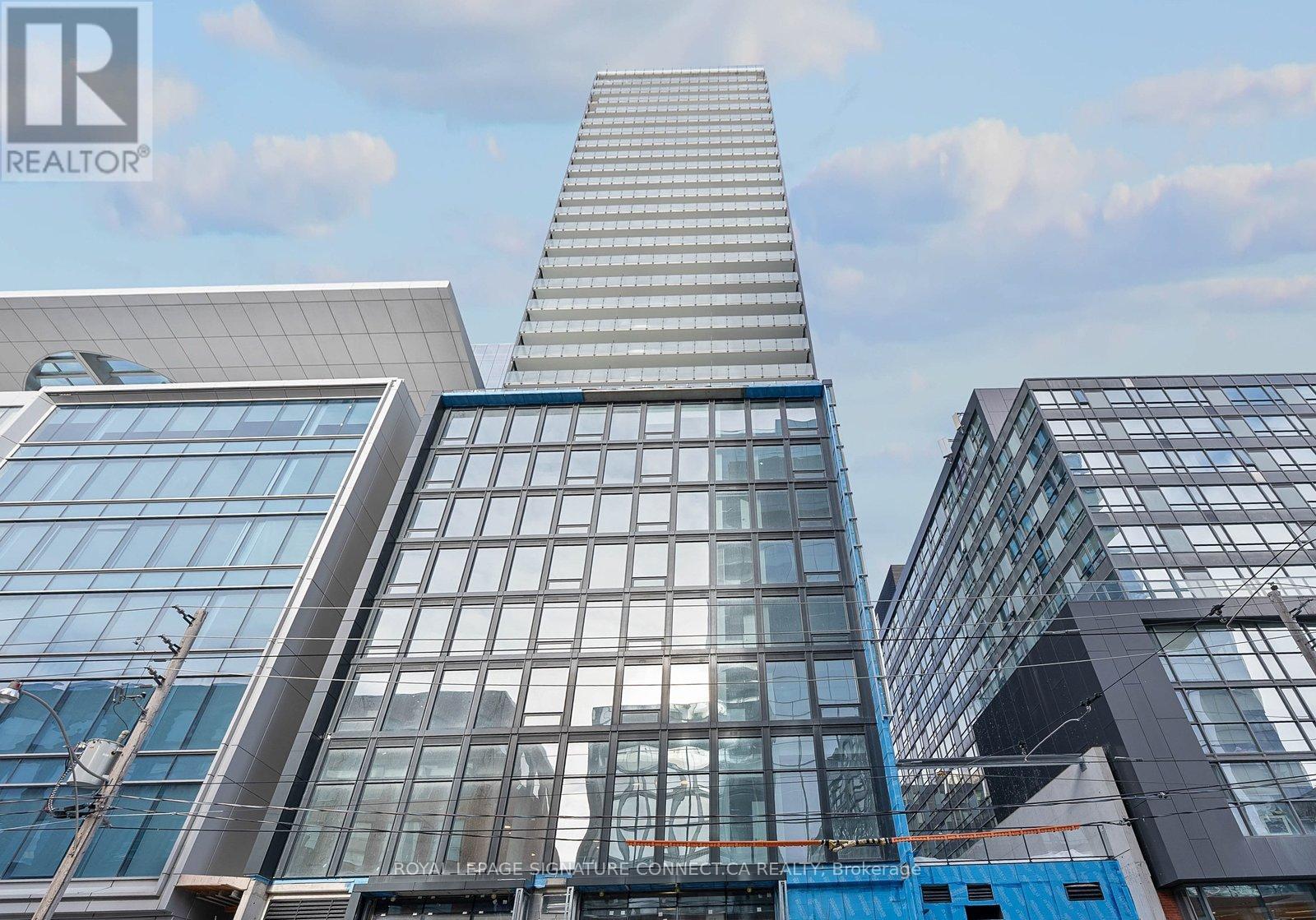 1906 - 284 KING STREET E, Toronto, Ontario