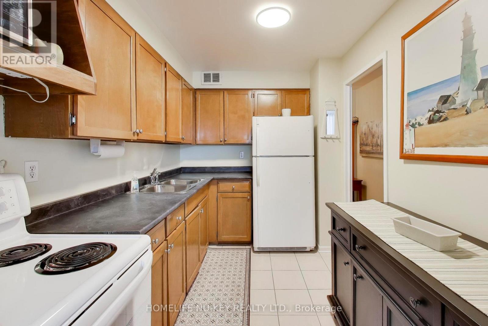 208 - 10 Parkway Forest Drive, Toronto, Ontario  M2J 1L3 - Photo 14 - C12807774