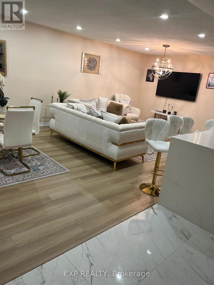 671 Adelaide Avenue E, Oshawa, Ontario  L1G 2A7 - Photo 4 - E12807664