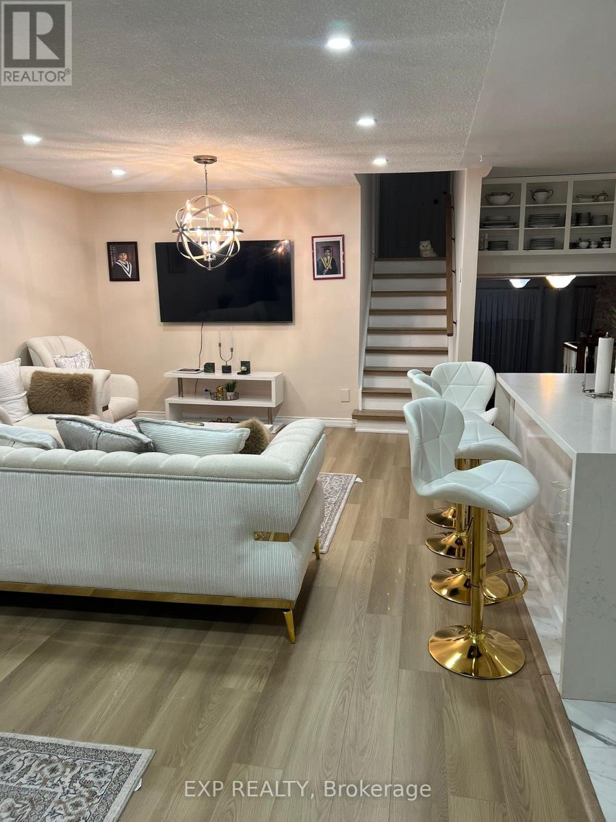 671 Adelaide Avenue E, Oshawa, Ontario  L1G 2A7 - Photo 5 - E12807664