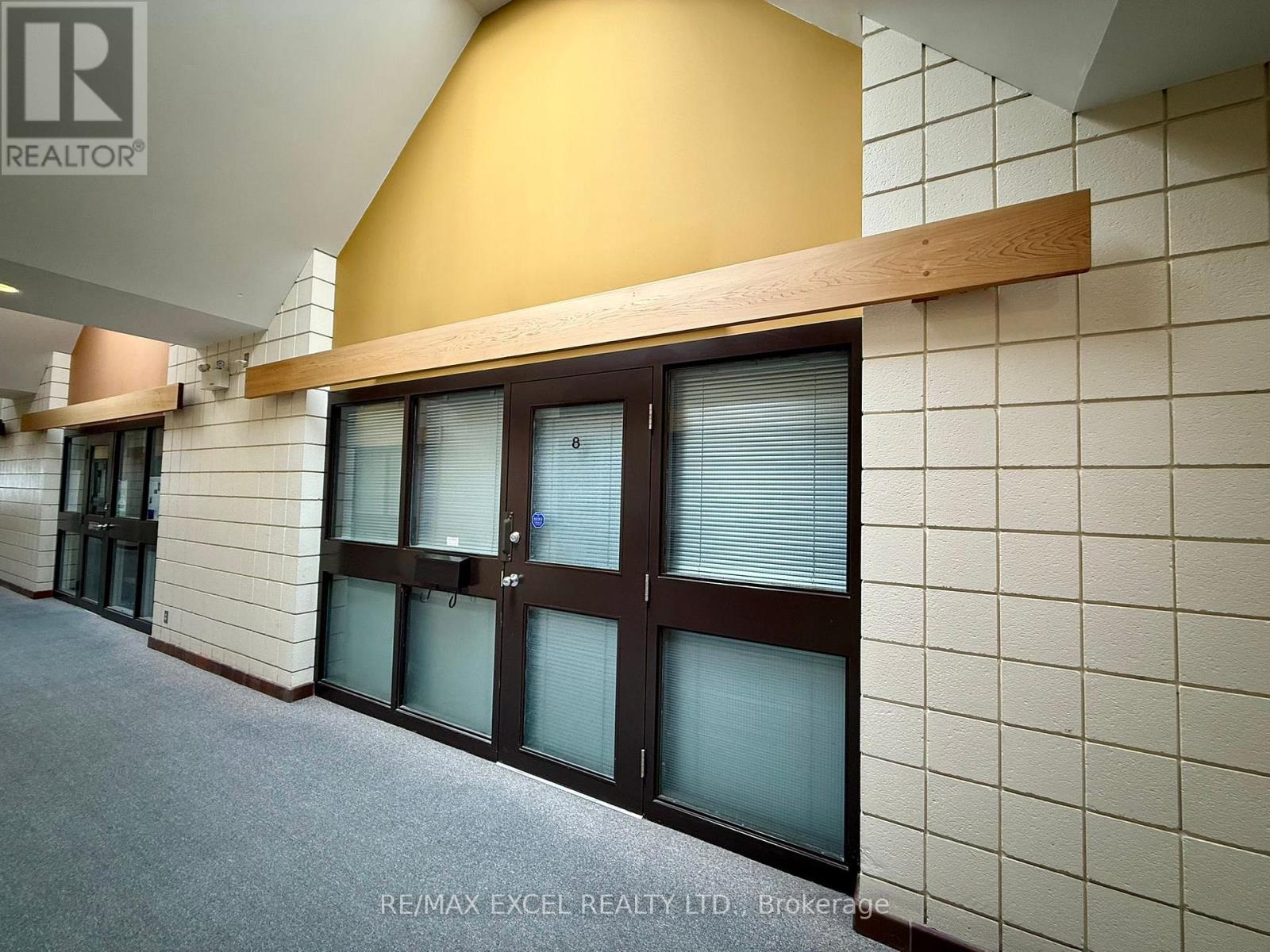 8 - 151 Esna Park Drive, Markham, Ontario  L3R 3B1 - Photo 4 - N12807704