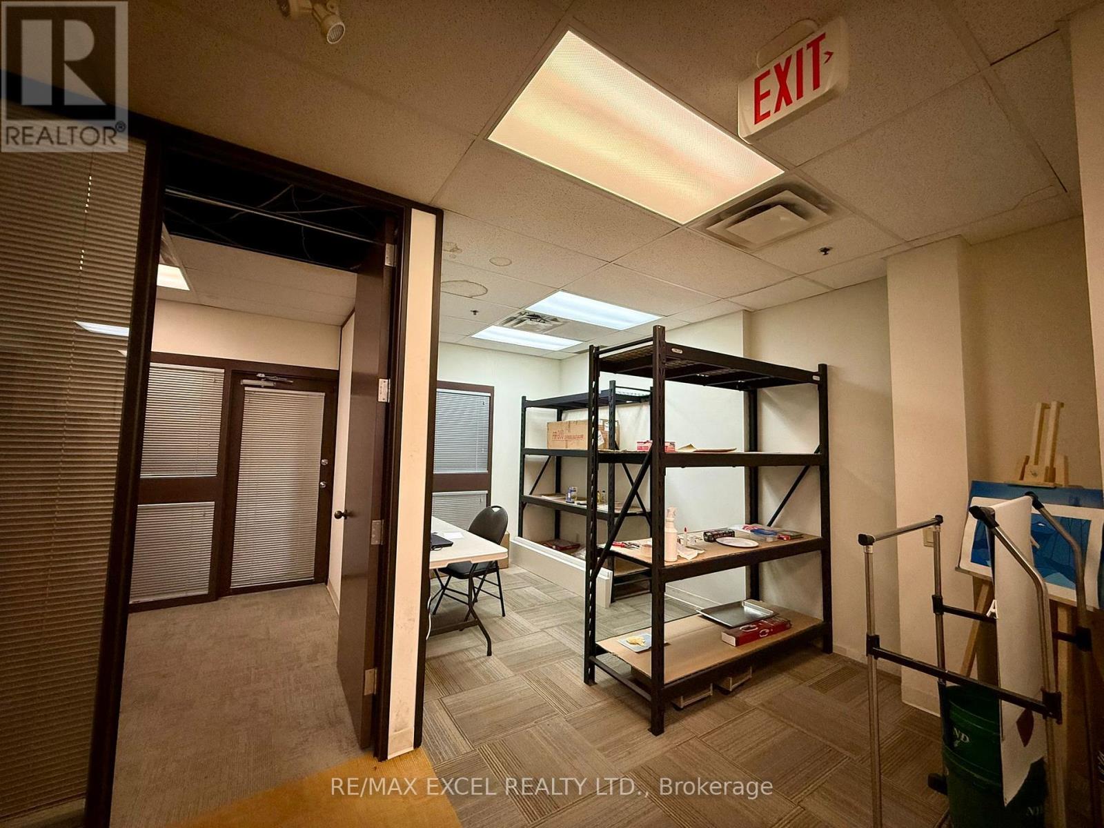 8 - 151 Esna Park Drive, Markham, Ontario  L3R 3B1 - Photo 7 - N12807704