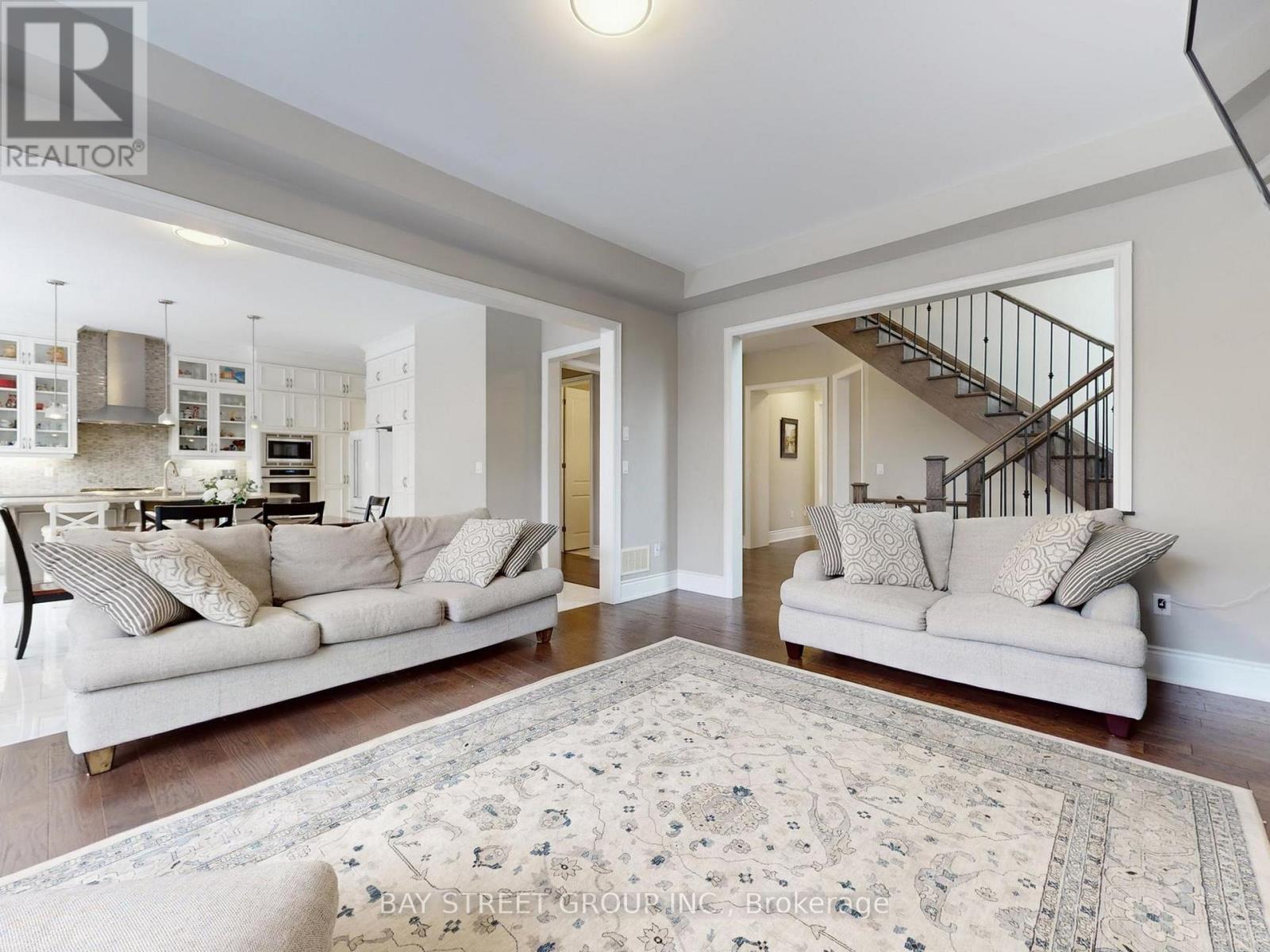 39 Cairns Gate, King, Ontario  L7B 0P5 - Photo 12 - N12807802